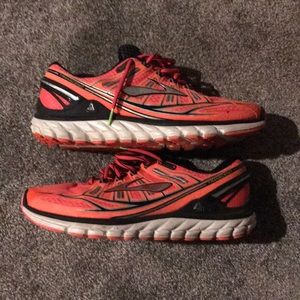 Brooks Transcend Running Shoe
